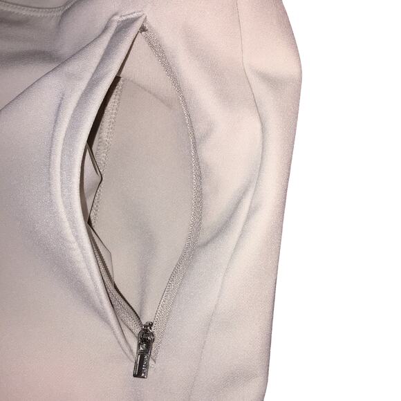 Athleta Endless Pants - Picture 5 of 10